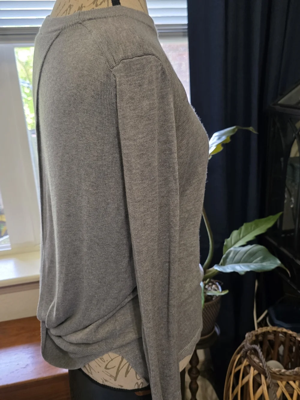 lululemon athletica design sleeves